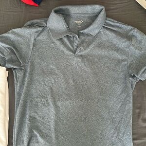 Old navy tech polo in blue